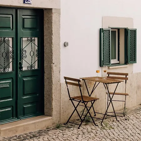 Alfama Regal *