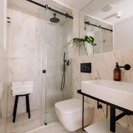 Alfama Regal Апартаменти