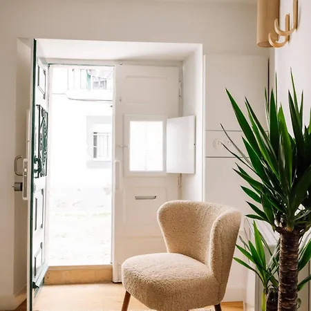 Alfama Regal Апартаменти *