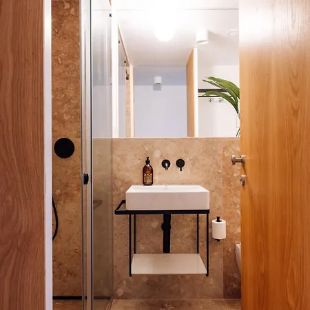 Alfama Regal Appartement *