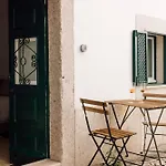 Alfama Regal شقة